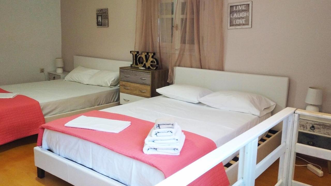 "Villa Kanavos" Apts Matala Exteriér fotografie